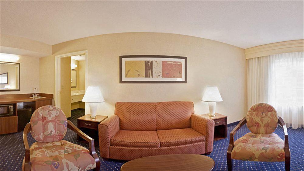 Hotel Courtyard Boston Raynham Exterior foto