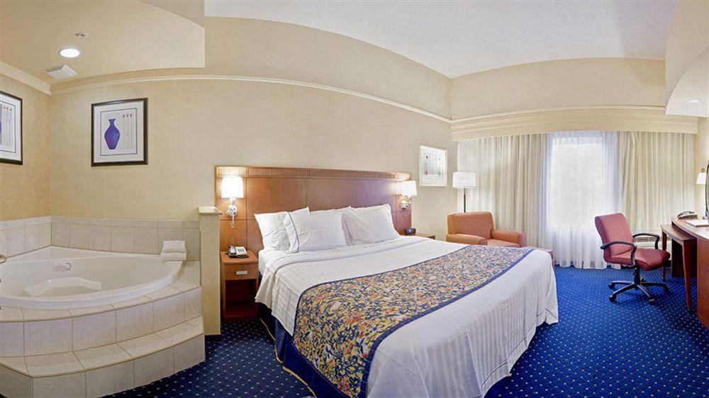 Hotel Courtyard Boston Raynham Exterior foto